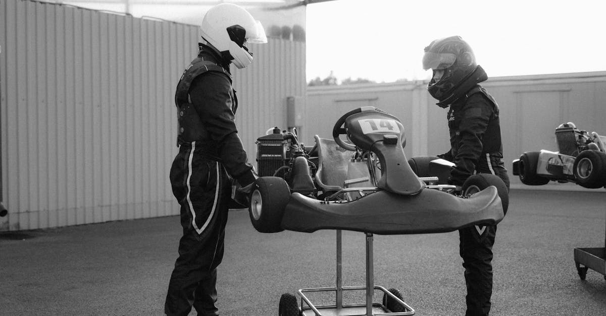 découvrez les essentiels de la sécurité en karting, des équipements indispensables aux conseils pratiques pour garantir une expérience de conduite sécurisée et agréable sur la piste.