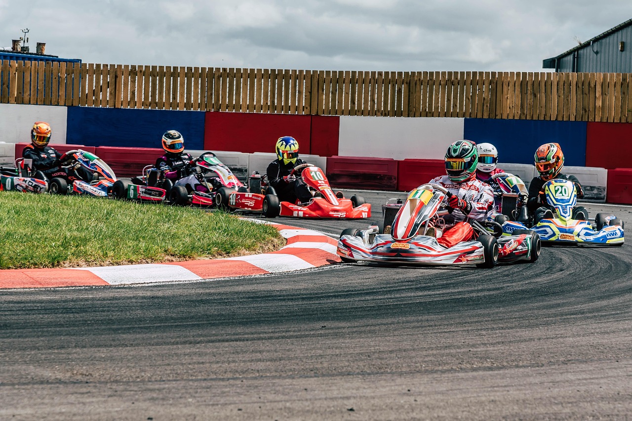 découvrez karting legends, l'expérience ultime de karting pour tous les passionnés de vitesse et de sensations fortes. défiez vos amis sur nos pistes légendaires et vivez des moments inoubliables !