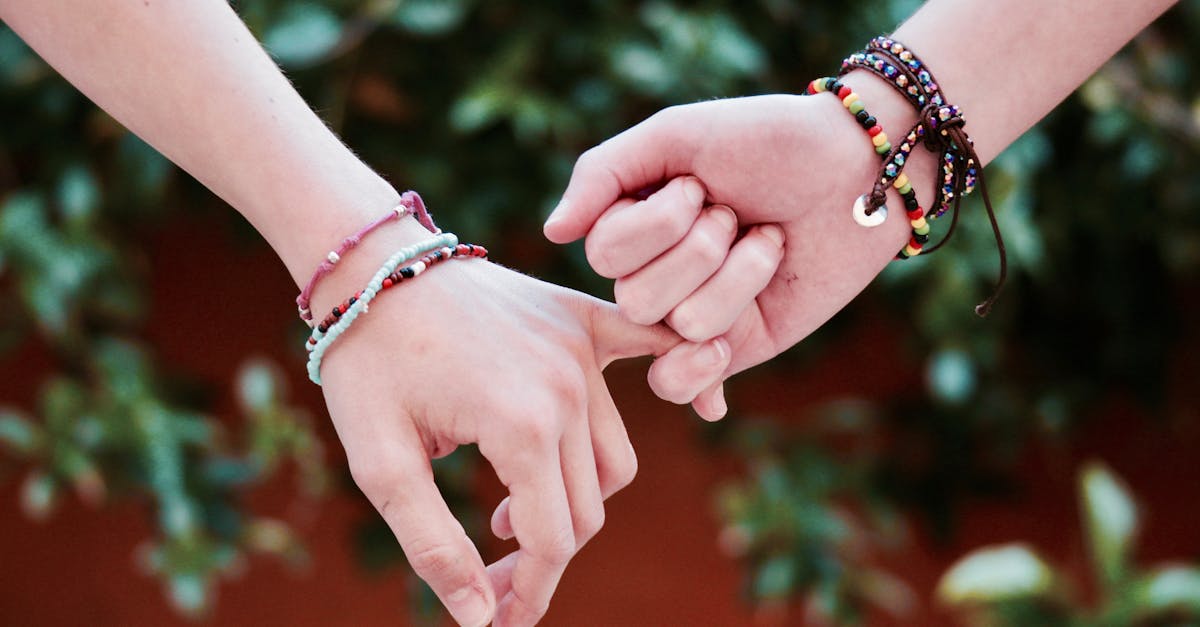 découvrez notre sélection de bracelets inspirés par l'univers du karting. alliez style et passion pour les courses avec nos accessoires uniques, parfaits pour les amateurs de vitesse et de compétition.