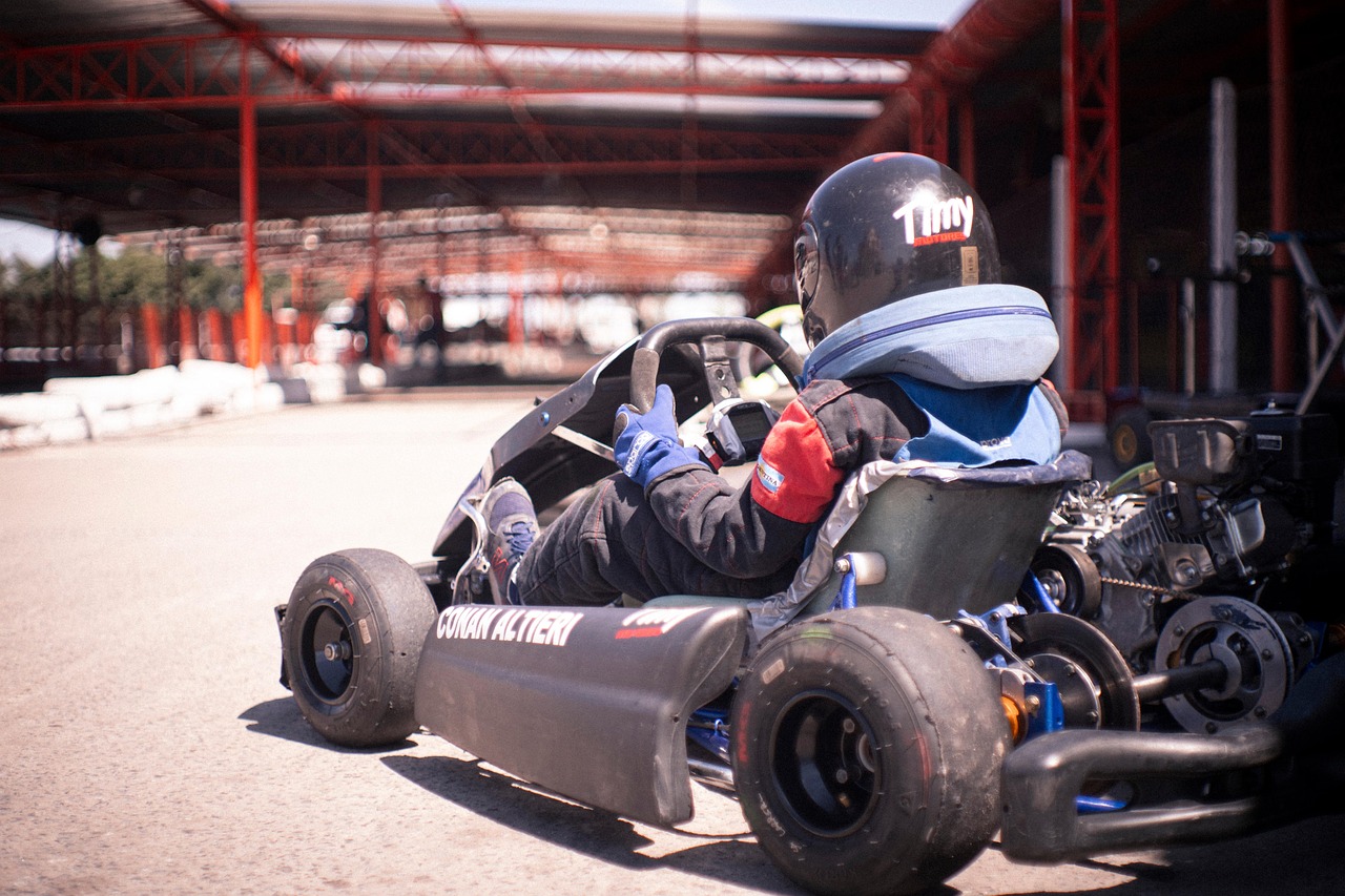 découvrez nos tarifs de karting abordables pour des sensations fortes en toute sécurité. profitez d'offres spéciales et réservez votre session dès aujourd'hui !