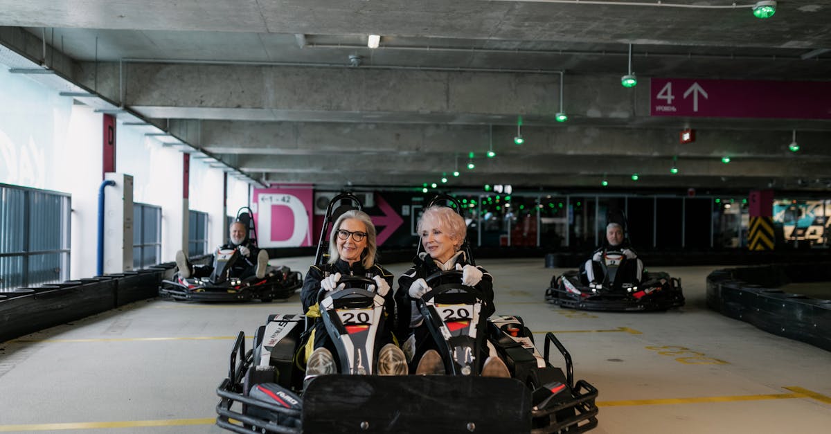 Pourquoi conduire un kart est tellement plus amusant que de conduire une voiture beaucoup plus rapide ?