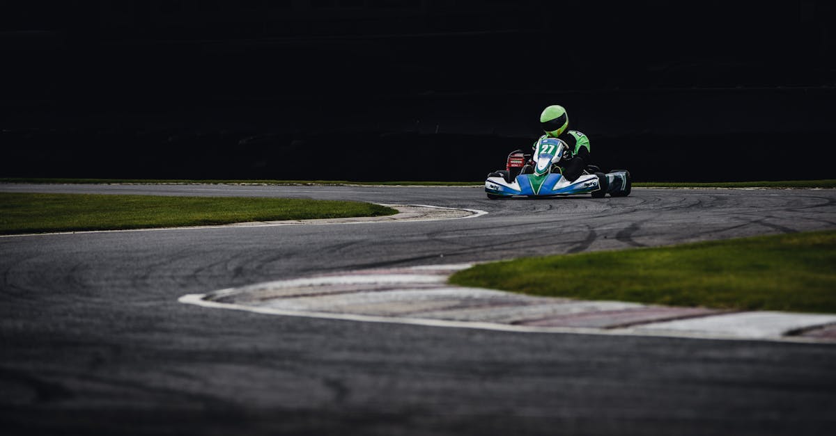 découvrez l'univers palpitant du karting ! vivez des sensations uniques sur des circuits adaptés à tous les niveaux, seul ou entre amis. réservez votre séance et laissez-vous emporter par la vitesse et l'adrénaline !