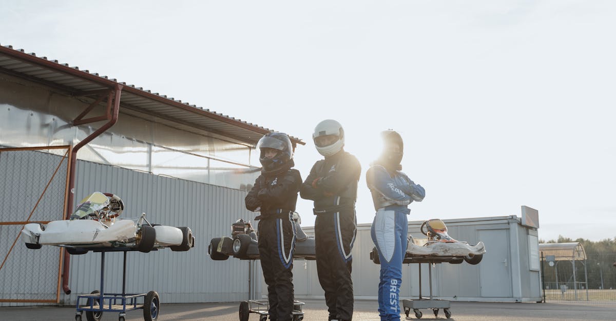 découvrez le plaisir du karting avec nos circuits palpitants, adaptés à tous les niveaux. que vous soyez novice ou pilote expérimenté, vivez des sensations fortes en famille ou entre amis dans un cadre sécurisé.