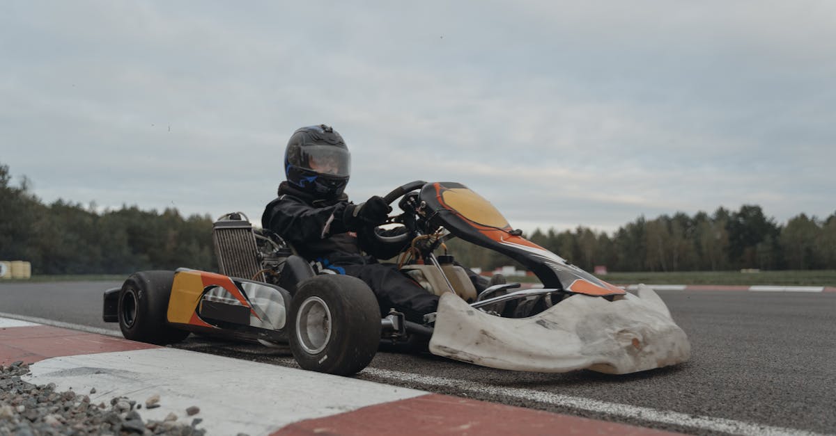 découvrez tout sur le karting : conseils pour débutants, techniques de pilotage, sécurité en piste et actualités des compétitions. vivez la passion de la course à toute vitesse !