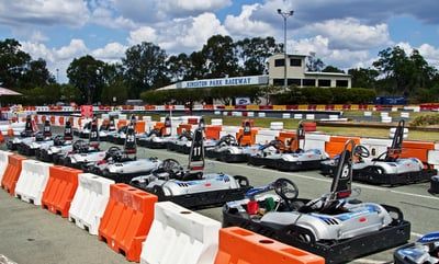 Piste karting : découvrez tout ce qu’il faut savoir avant de prendre le départ