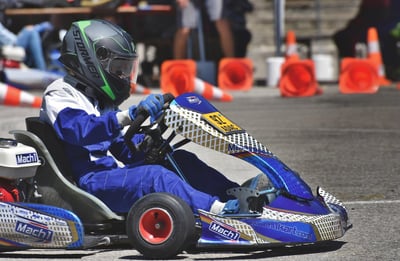 Astuces incontournables pour débuter en karting électrique facilement